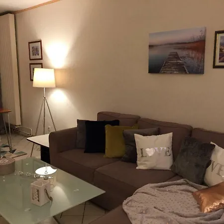 Nice, Face A La Mer Apartman *